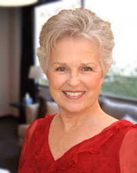 sandra bright hypnotist in her office